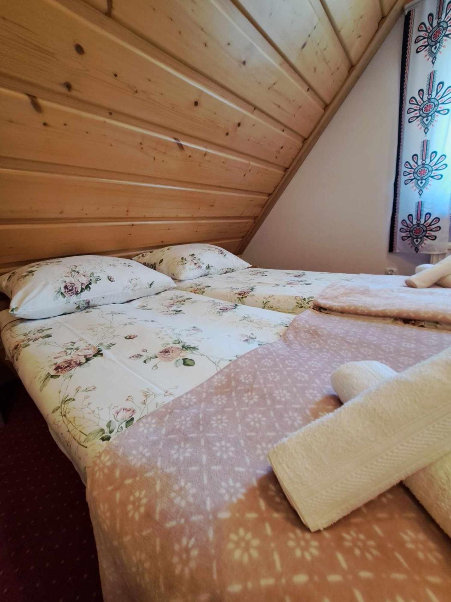 Apartament U Chowancow Banska Nizna Ngoại thất bức ảnh